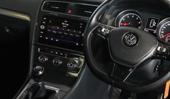 
										2017 Volkswagen Golf VII 1.0 TSi Comfortline full									