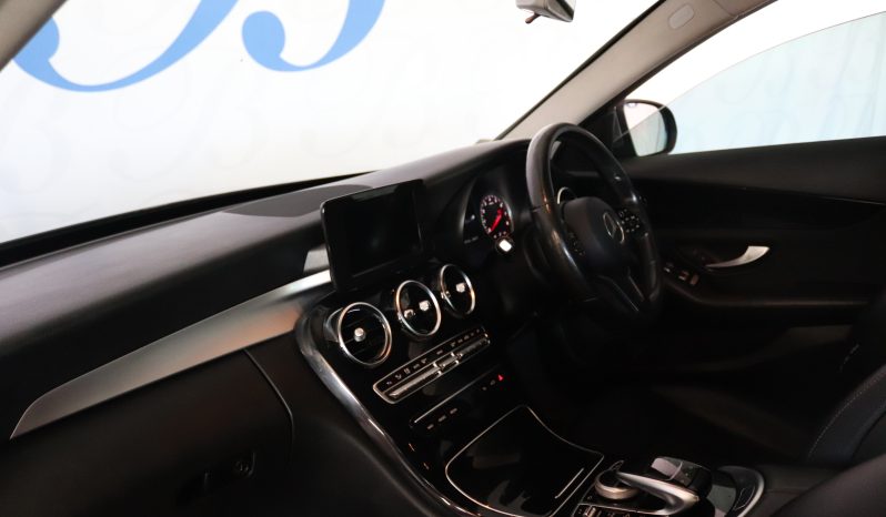 
								2019 Mercedes Benz C180 A/T full									