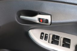 
										2013 Toyota Corolla 1.6 Advanced A/T full									
