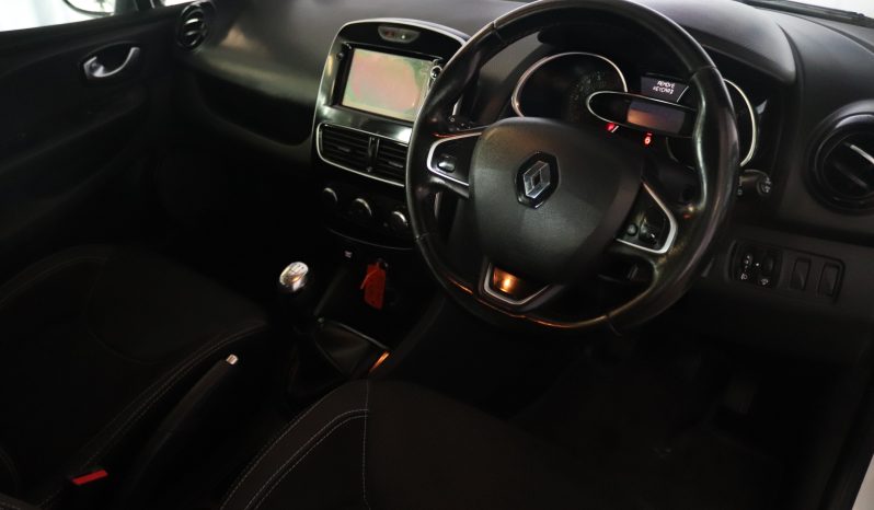 
								2017 Renault Clio IV 900T Authentique 66Kw full									