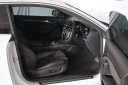 2011 Audi RS5 Coupe Quattro S-Tronic full