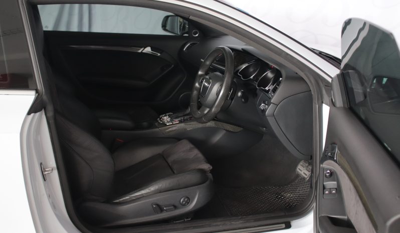 2011 Audi RS5 Coupe Quattro S-Tronic full