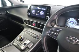 
										2022 Hyundai Santa FE R2.2 AWD Elite 7 Seater Auto full									