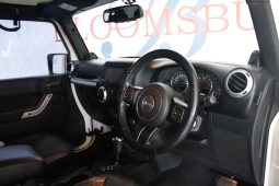 
										2013 Jeep Wrangler Rubicon 3.6L V6 A/T full									