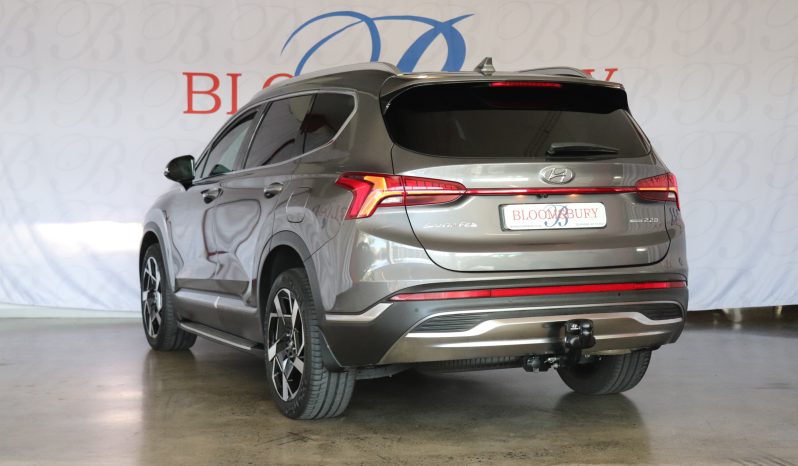 
								2022 Hyundai Santa Fe R2.2 AWD Elite 7 Seater Auto full									