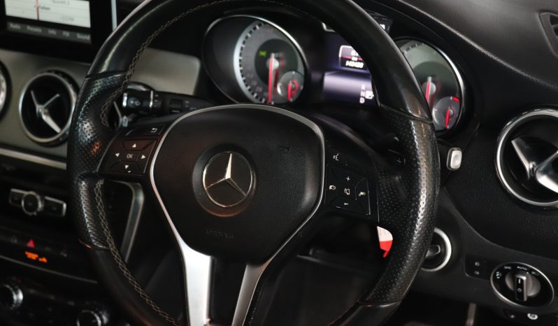 
								2014 Mercedes Benz GLA 200 CDI A/T full									