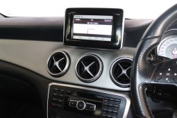 
										2014 Mercedes Benz GLA 200 CDI A/T full									