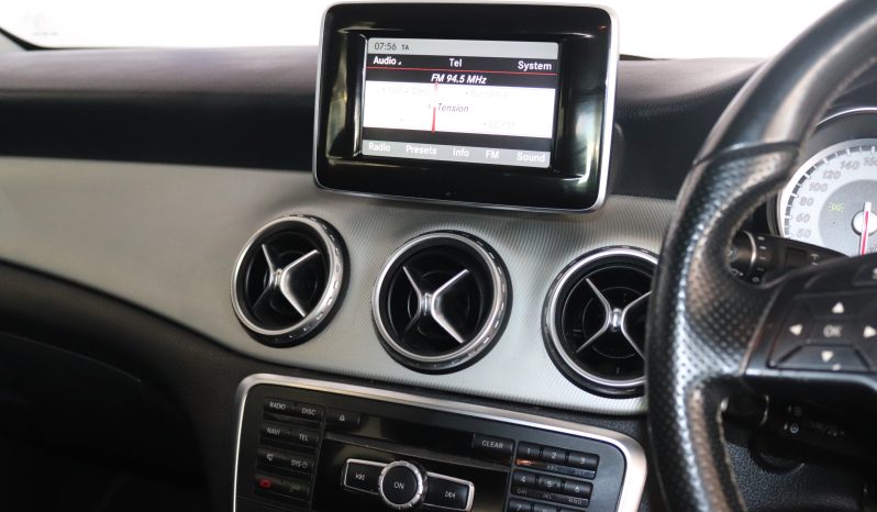 
								2014 Mercedes Benz GLA 200 CDI A/T full									