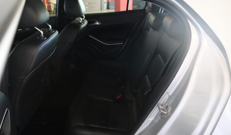 
								2014 Mercedes Benz GLA 200 CDI A/T full									